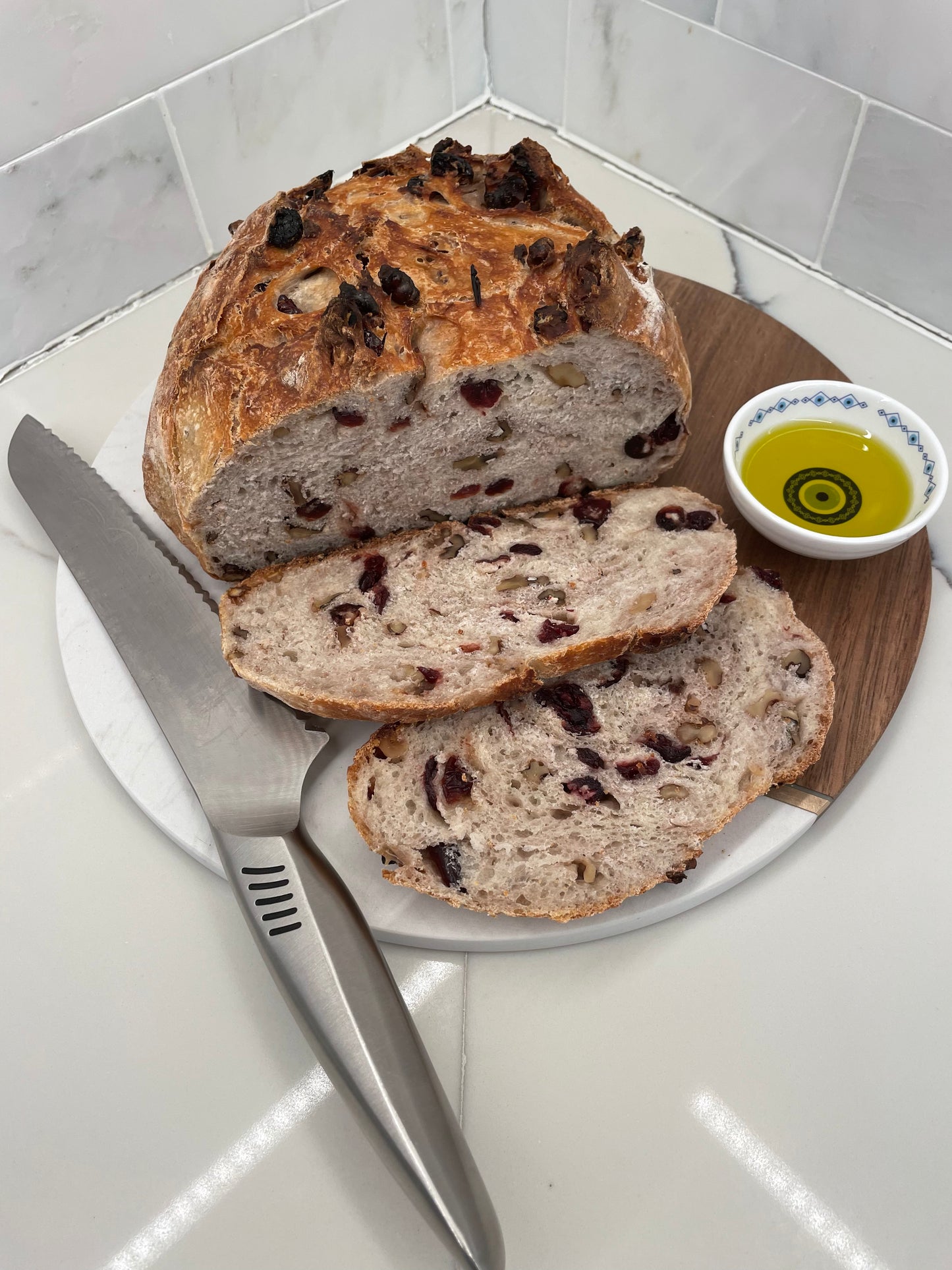 Round White & Gray Marble, Solid Acacia Wood with Brass Stripe 12" Diameter Cheeseboard